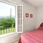 La Maison Des