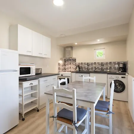 게스트하우스 La Maison Des 3*