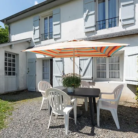 게스트하우스 La Maison Des 3*