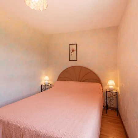 La Maison Des 招待所 2*