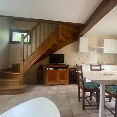 La Maison Des