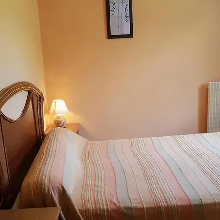 La Maison Des Guest house