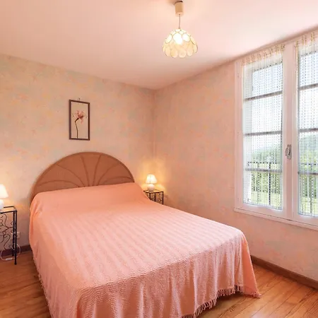 בית הארחה La Maison Des 3*