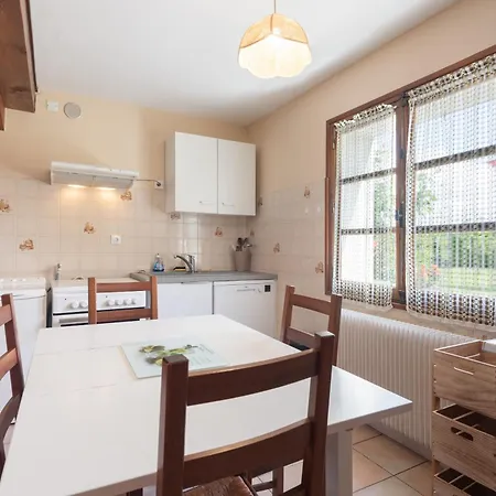 La Maison Des בית הארחה