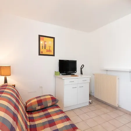 La Maison Des בית הארחה 3*